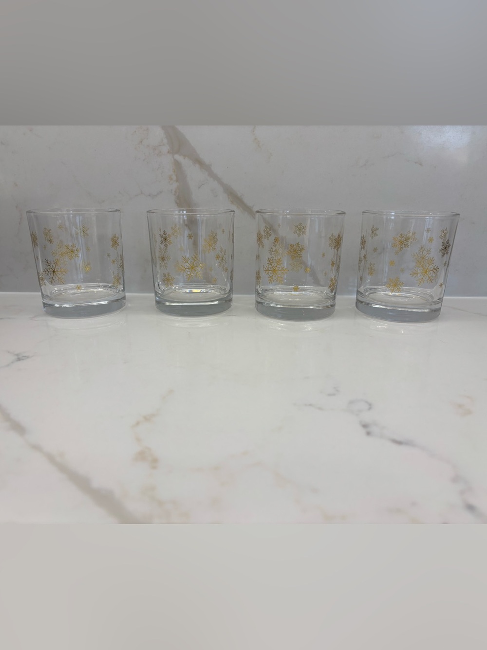 Set of 4 Clear Glass Tumblers with Gold Snowflake Design